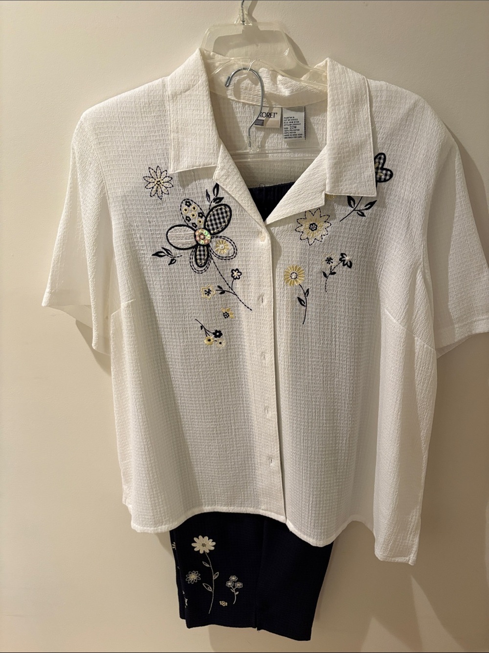 Norton McNaughton White Button-Front Top with Black & Yellow Floral Embroidery